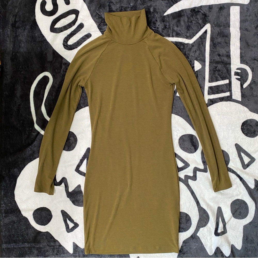 NWT Forever 21 Olive Green Turtleneck Mini Dress, Size Small
